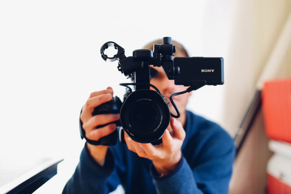 Exploring Essential Video Software Tools for Small Business Owners